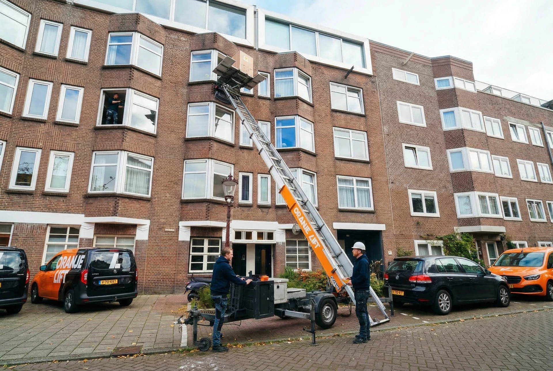 Verhuislift in actie in Tilburg